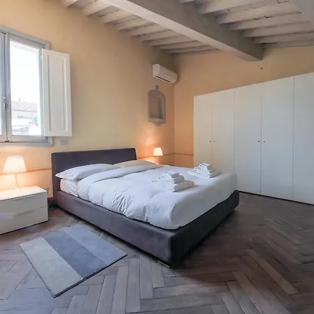 - Ricasoli Terrace * Florens